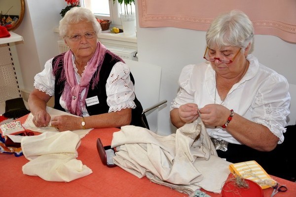 Stickerei Landfrauen Oberried