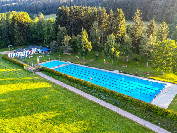 Freibad Lenzkirch - Kappel Bildnachweis: Mit freundlicher Genehmigung des Schwimmbadfrdervereins Kappel e.V.