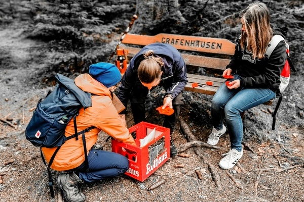 Die doppelte Biergit - Outdoor-Escape Game rund um die Rothausbrauerei. Bildnachweis: Mit freundlicher Genehmigung von Berggeheimnis Die doppelte Biergit - Outdoor-Escape Game rund um die Rothausbrauerei. Bildnachweis: Mit freundlicher Genehmigung von Berggeheimnis